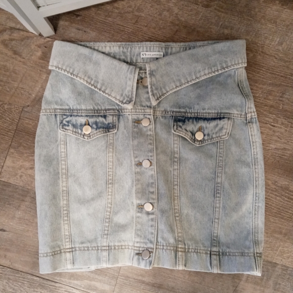 No 1 Las Angeles Denim Mini Skirt - Picture 2 of 5